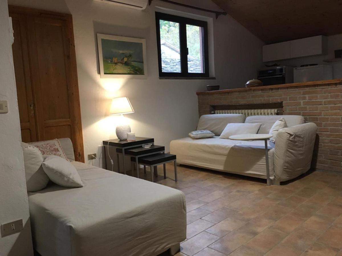 Tenuta Cà Di Bertucci Apartamento Solignano Exterior foto