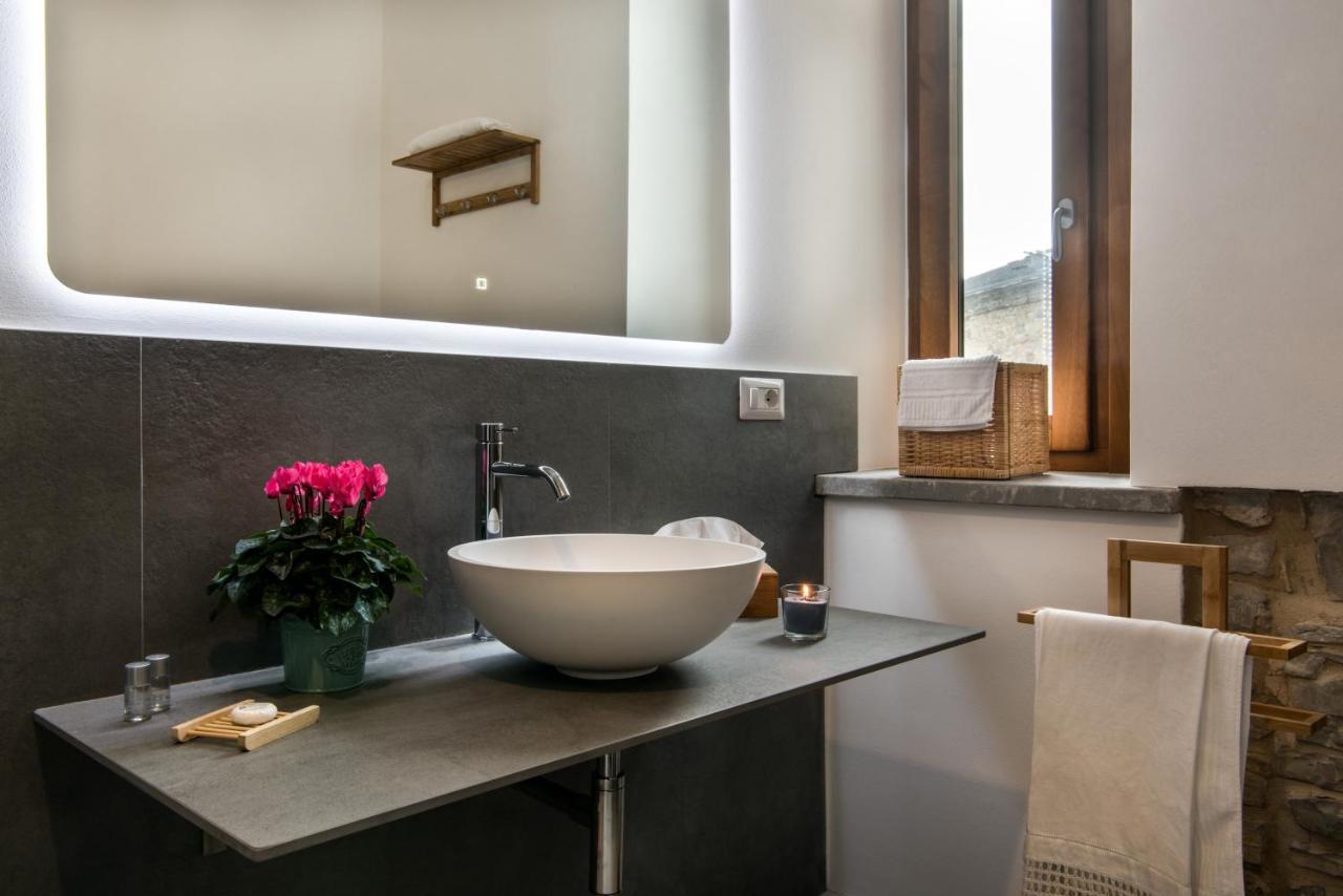Tenuta Cà Di Bertucci Apartamento Solignano Exterior foto