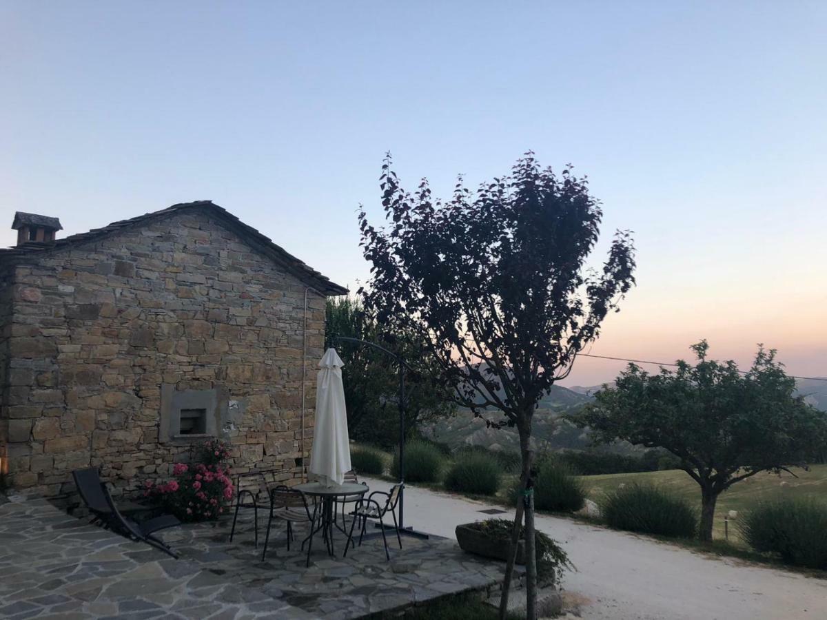 Tenuta Cà Di Bertucci Apartamento Solignano Exterior foto